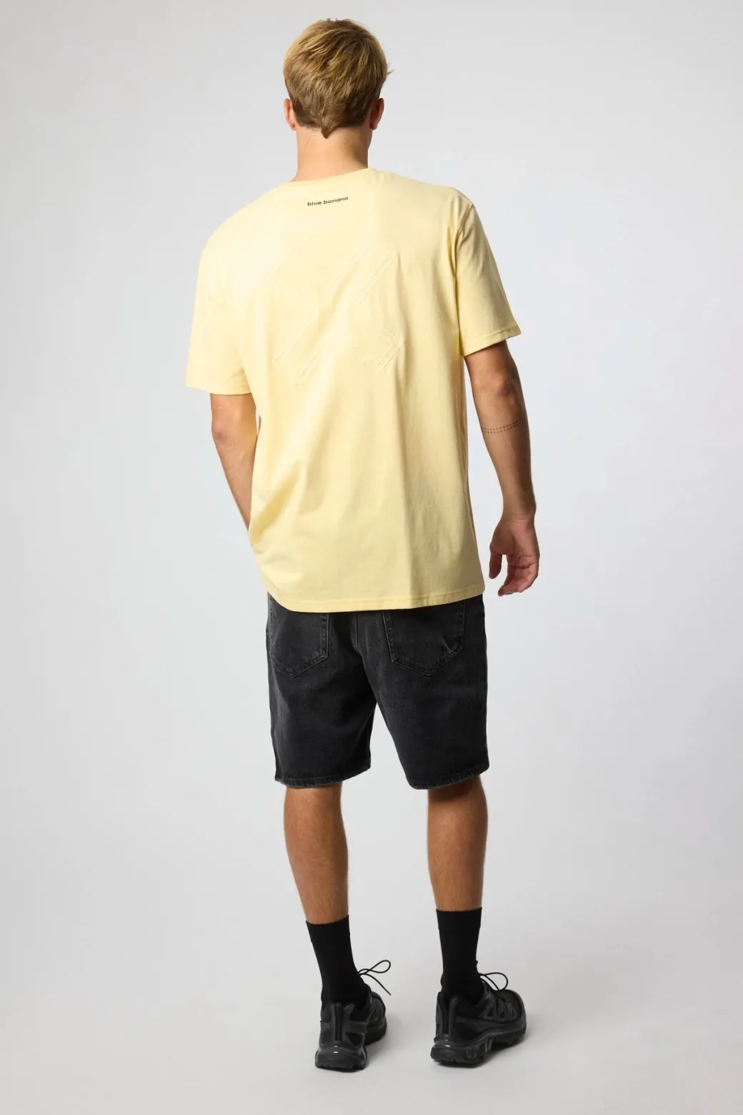 CAMISETA REEF LIGHT YELLOW