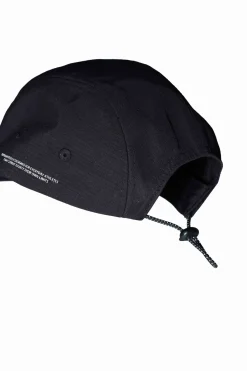 GORRA TRAIL NEGRA OSCURA