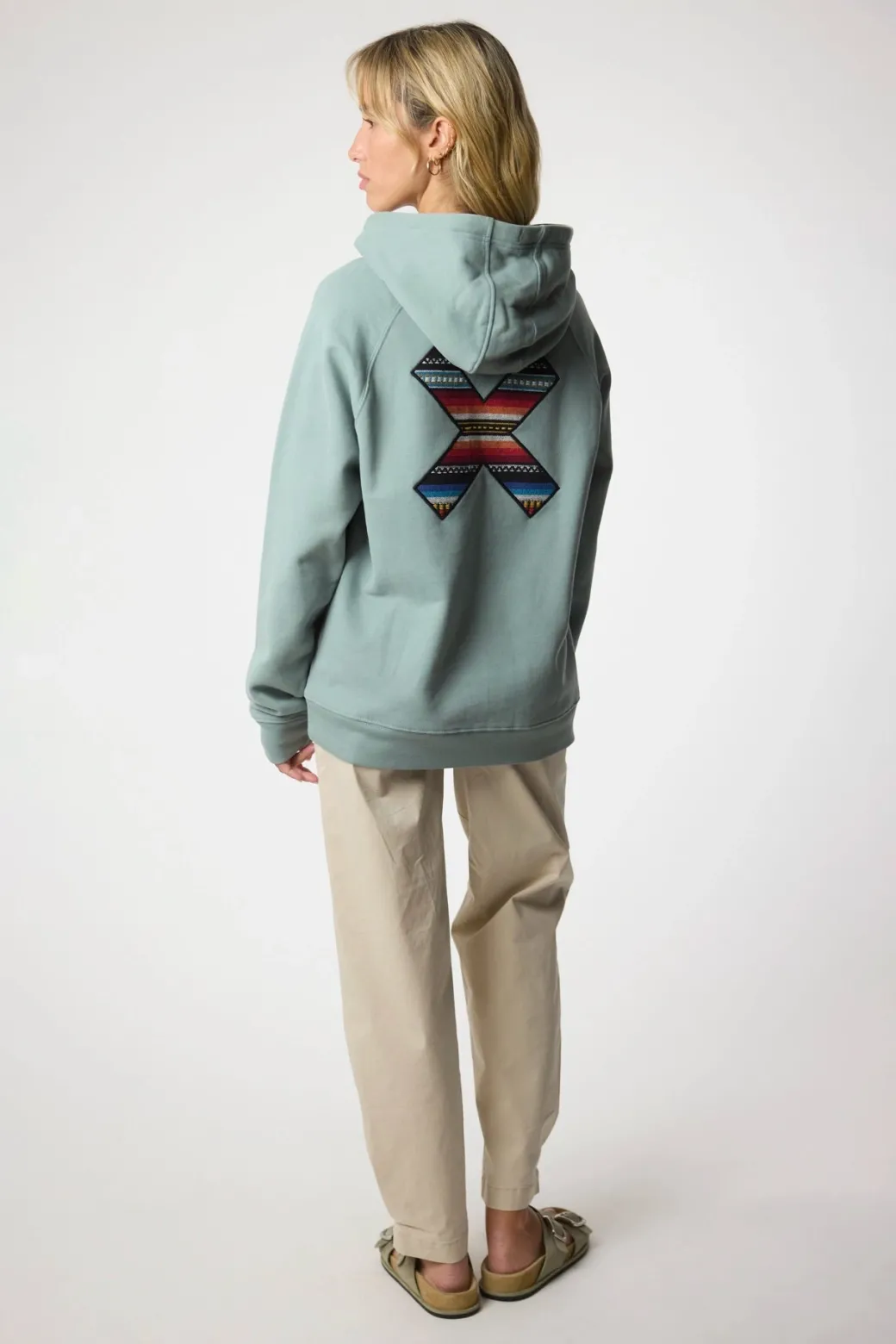 SUDADERA CON CAPUCHA CLASSIC MENTA