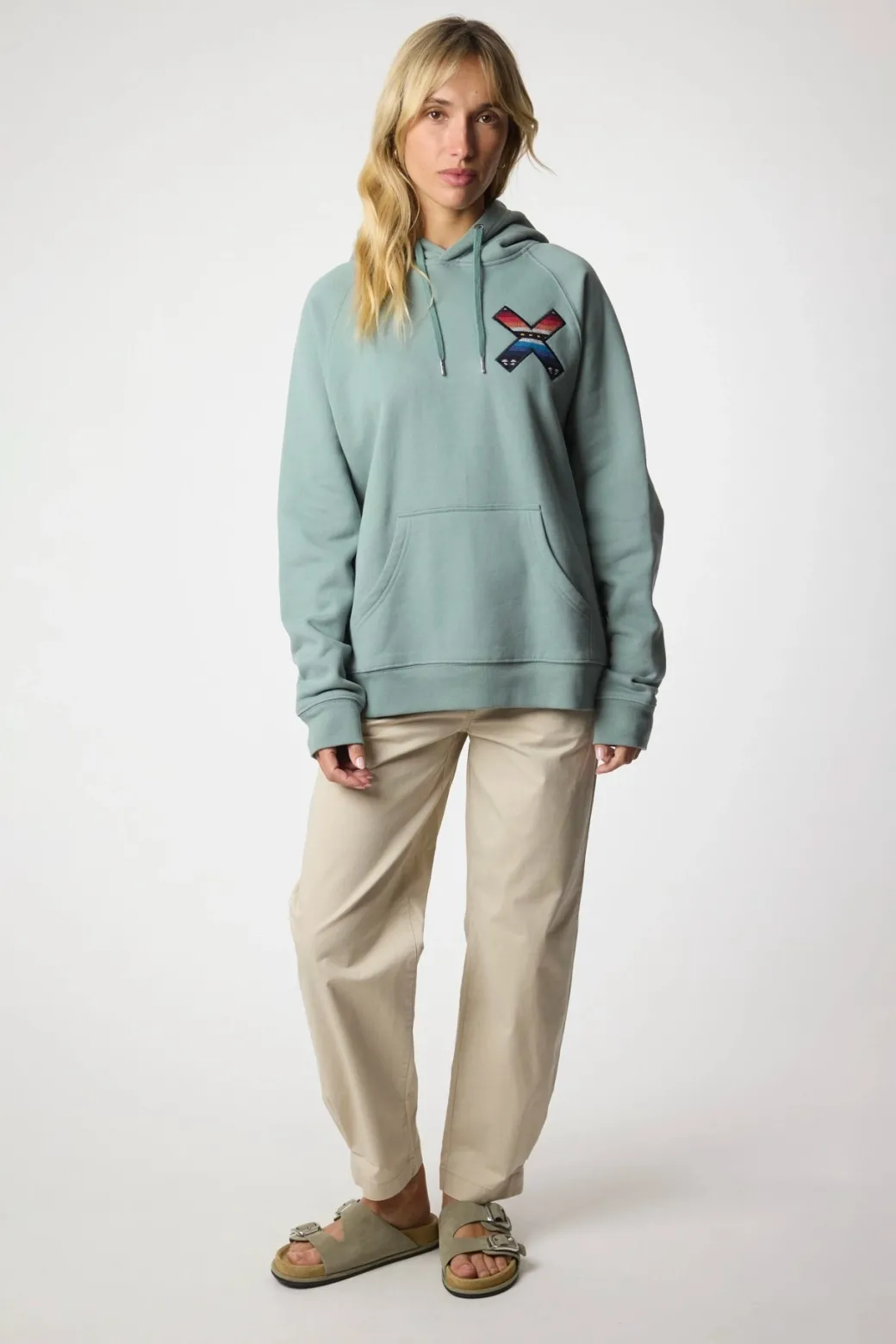 SUDADERA CON CAPUCHA CLASSIC MENTA