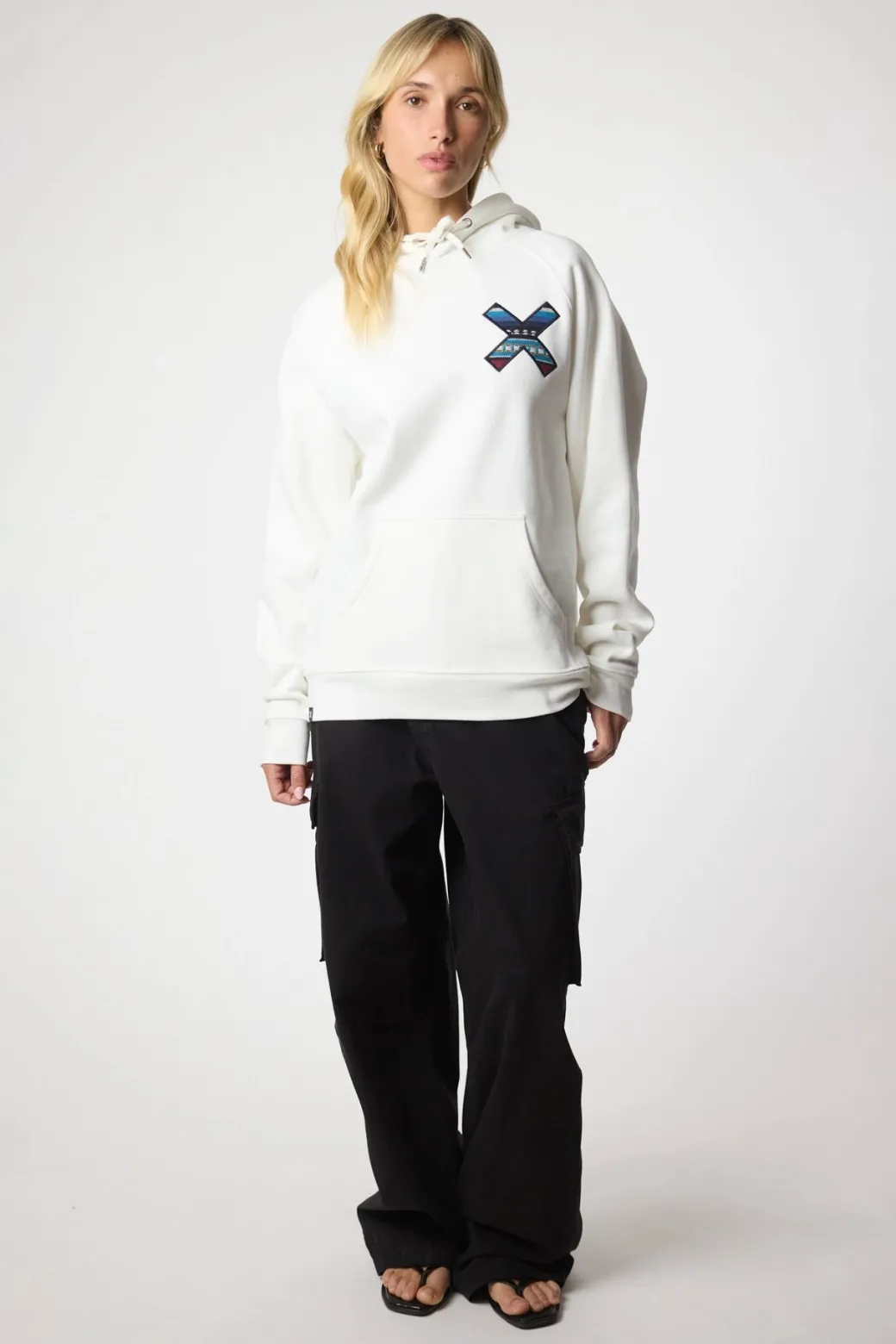 SUDADERA CON CAPUCHA CLASSIC BLANCO ROTO