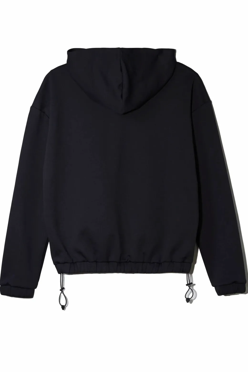 SUDADERA CON CAPUCHA TECH NEGRA OSCURA