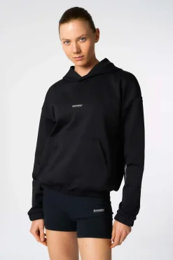 SUDADERA CON CAPUCHA TECH NEGRA OSCURA