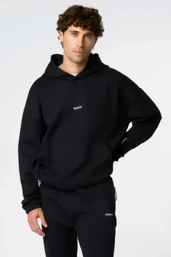 SUDADERA CON CAPUCHA TECH NEGRA OSCURA