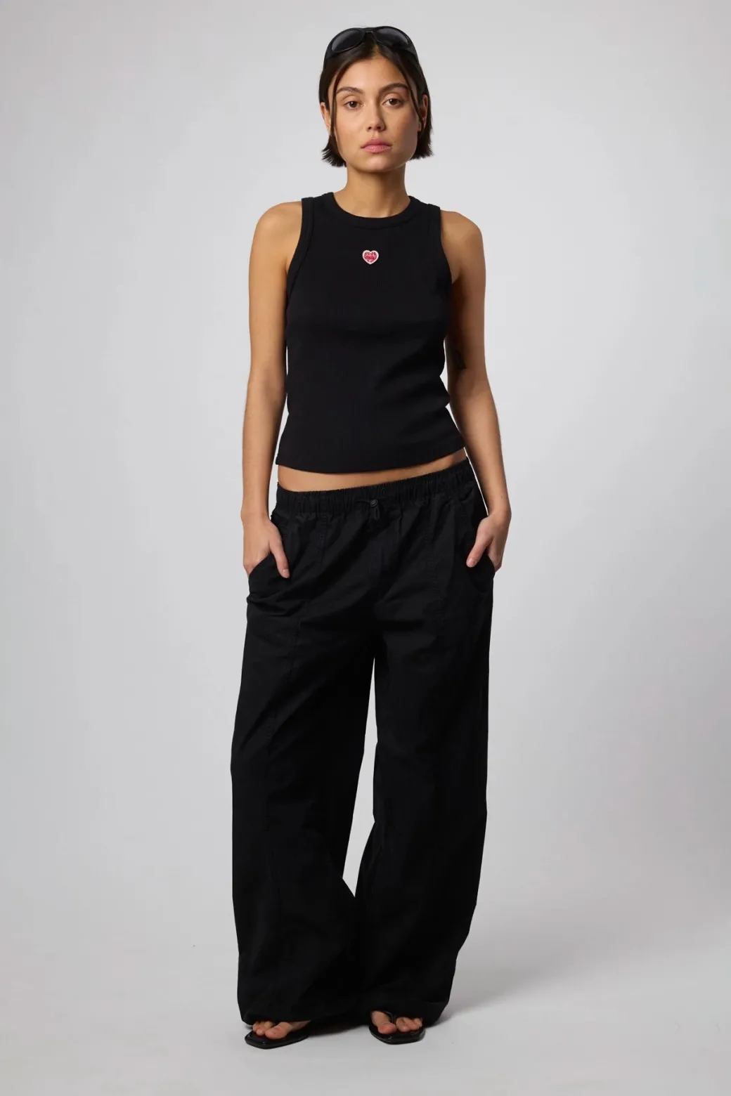 TOP TANK MUJER HEART NEGRO